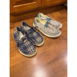 Woman’s hey dude, sneaker bundle size 8